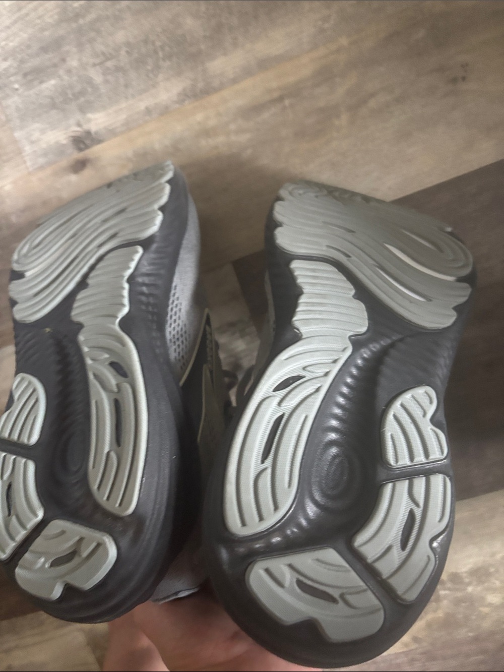 Brooks Glycerin 22 Mens Running Shoes Grey Black 1104451D078 Size 9.5 - Picture 4 of 4